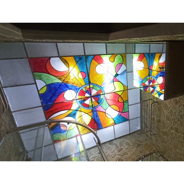  Абстрактный дизайнерский витраж для потолка в душевую под  светильник в стиле "Армстронг" , стекло, акрил, 120-120 см, 2021г